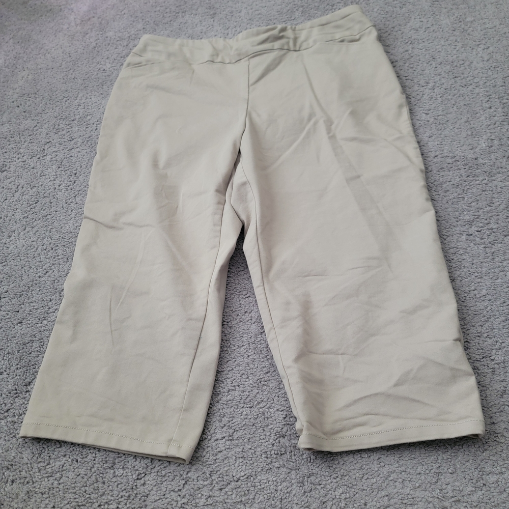 3 Pairs Of Capri Pants